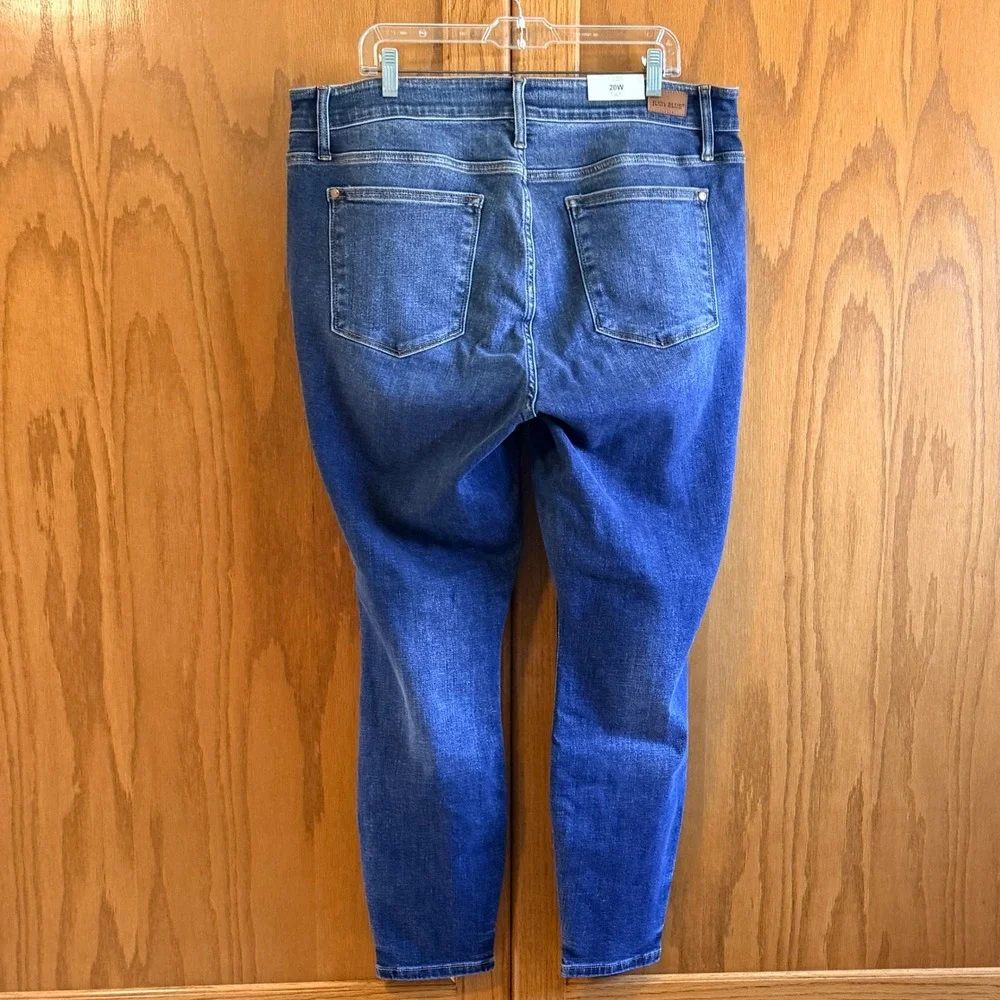 Judy Blue Skinny Jeans Womens 20W Blue NWT Mid Rise JB82252MD Stretch